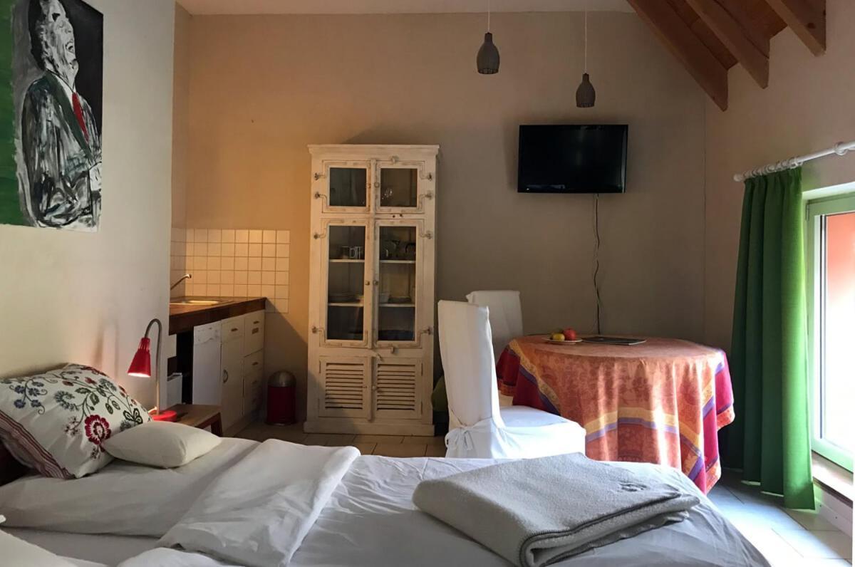 Landhotel Untere Muehle Strassberg Kültér fotó